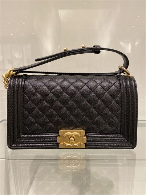 chanel black boy handbag|Chanel boy original.